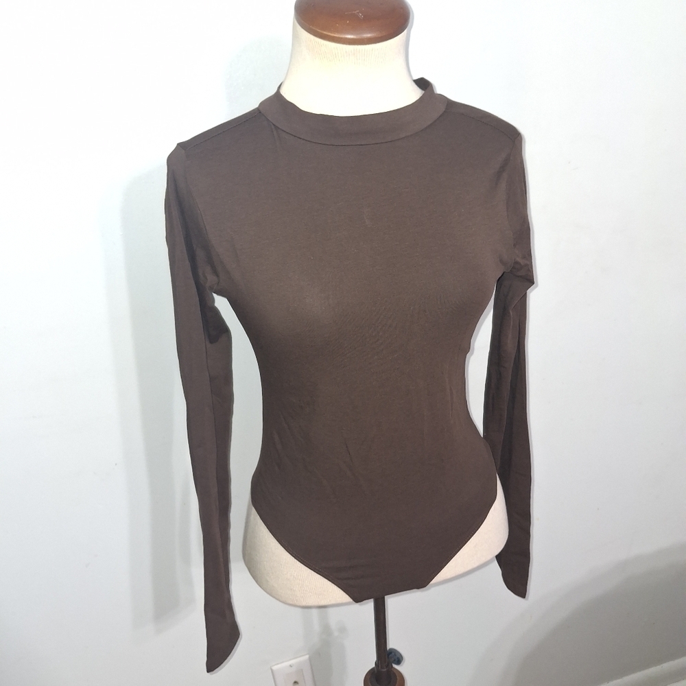 Fashion Nova- Long Sleeve Bodysuit- W Sz Smal